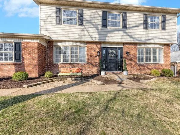 2267 Sunley Ct, Chesterfield, MO 63017