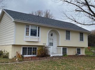 1605 W Detroit Ave, Indianola, IA 50125
