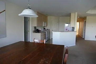 3111 Macarthur Ave — Photo 7