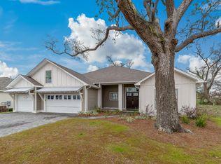 1113 Cove Pointe Dr, Panama City, FL 32401