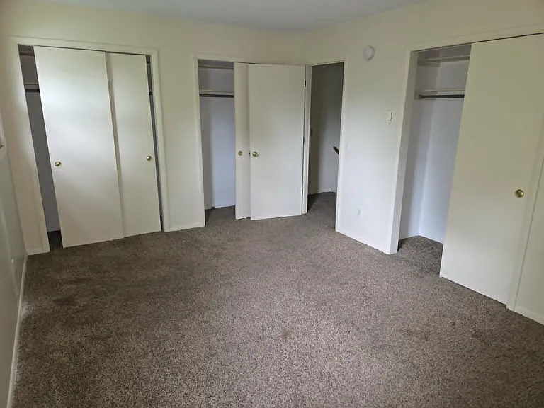 6 Lincoln Ave #6 — Photo 3