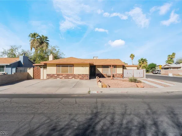 921 Macfarlane St, Las Vegas, NV 89101