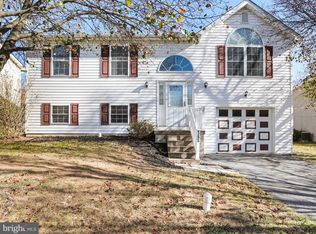 565 Universe Dr, Martinsburg, WV 25404