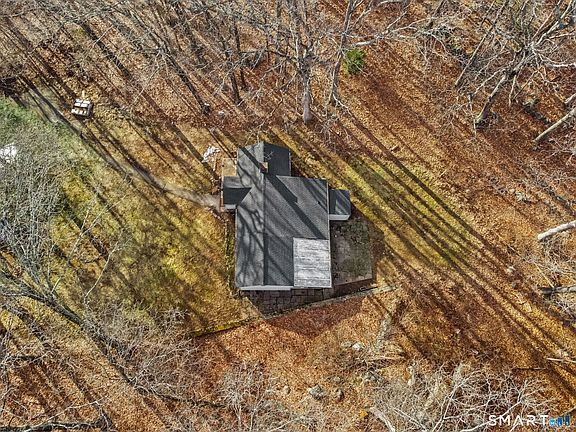 4th image of 71 Picketts Ridge Road