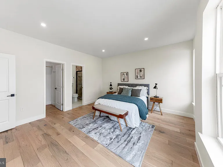 5404 4th St NW #2 — Photo 31