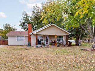 808 N 6th St, Marlow, OK 73055
