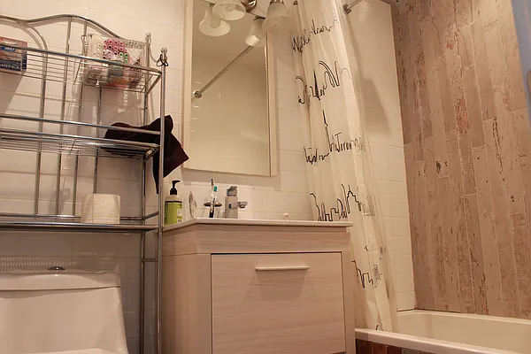 Rented by Simply Brooklyn Realty Inc | media 42