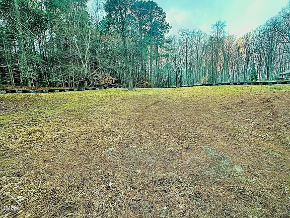 3rd image of 419 Hickory Pond Rd #6