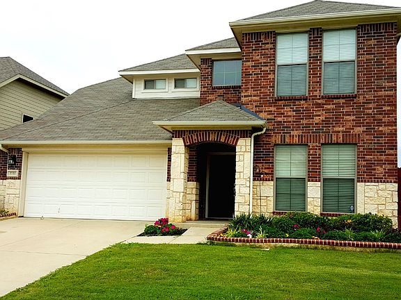 2nd image of 2332 Loreto Dr