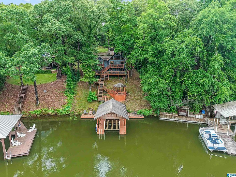 1st image of 268 S Lakeshore Dr