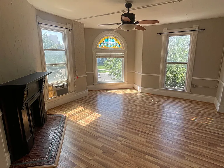 600 SW 6th Ave #2 — Photo 8