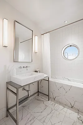 Sold by Sotheby's International Realty | media 33