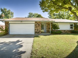 8009 S Date Ave, Broken Arrow, OK 74011