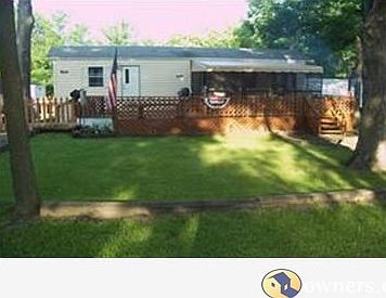 Front of Park Model and Land