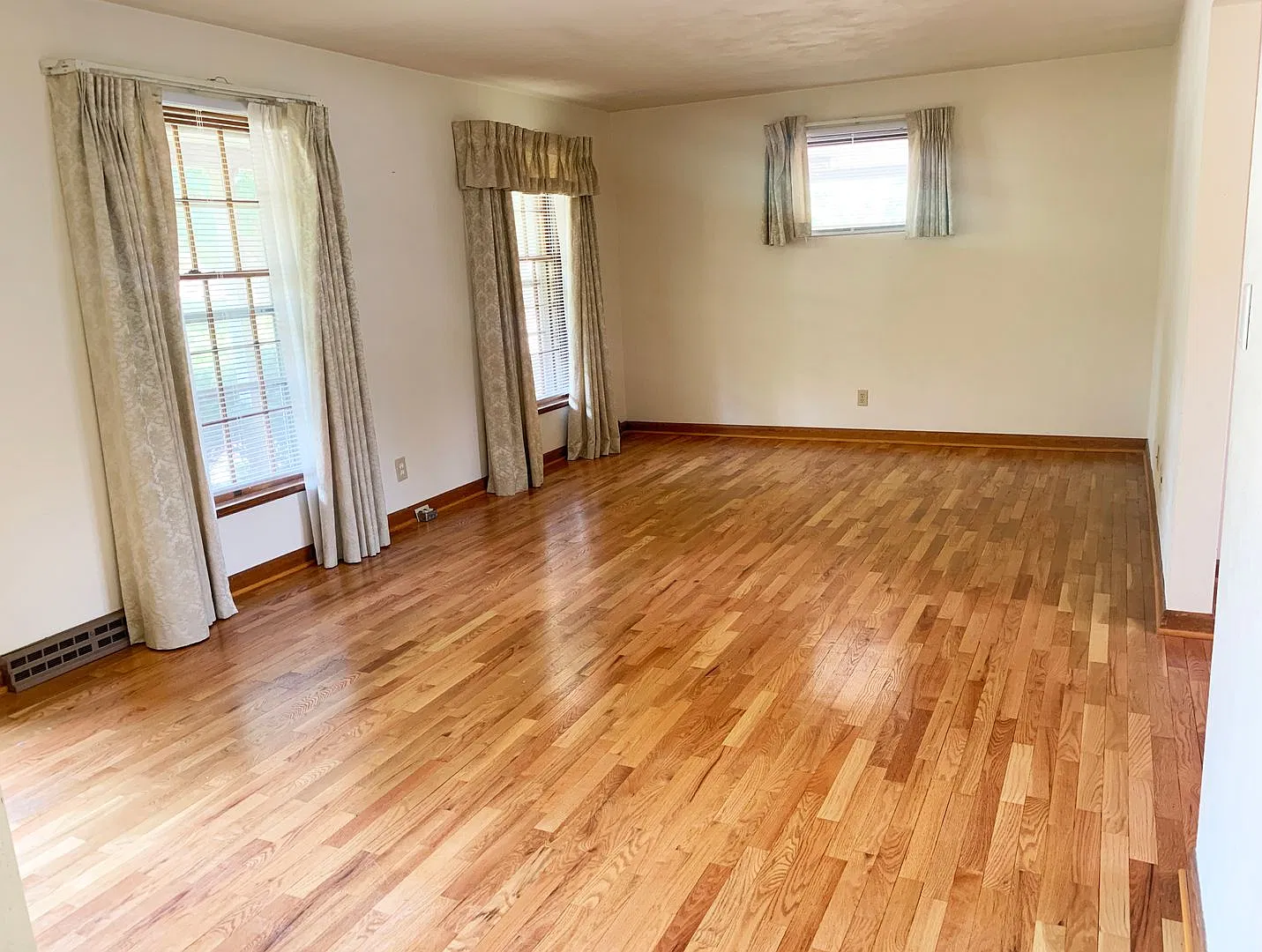 Great Location Near SEMO Campus! — Photo 3