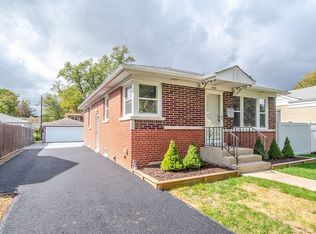 1406 Highridge Pkwy, Westchester, IL 60154