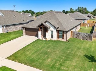 5558 Clear Springs Ave, Springdale, AR 72762