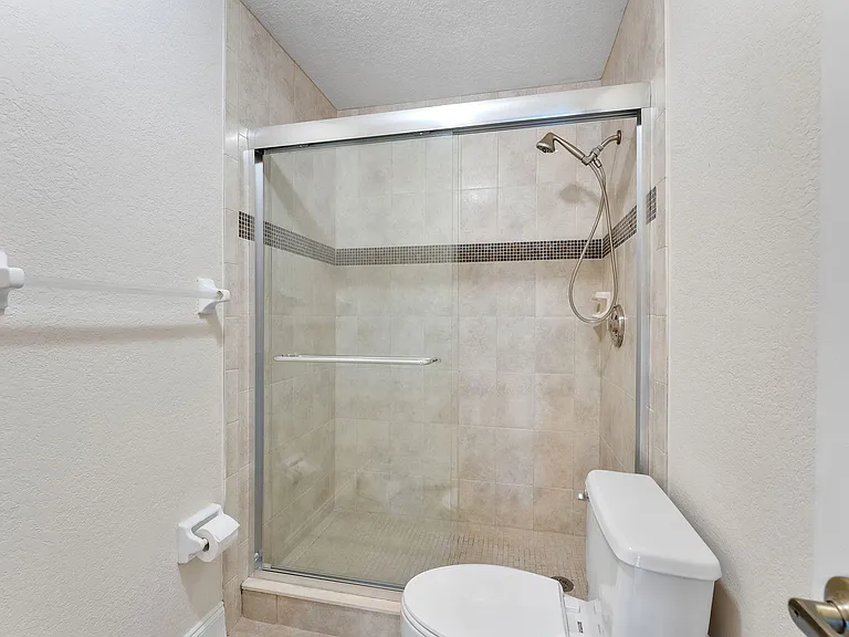 2704 Vision Dr — Photo 24