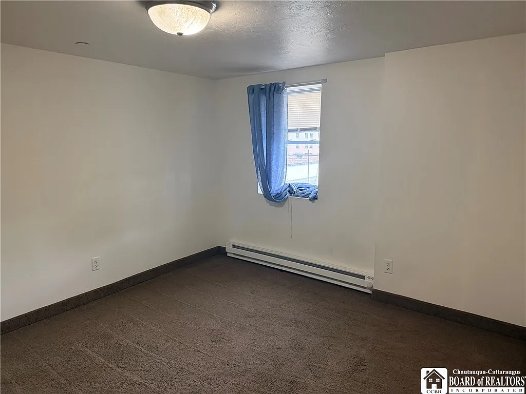1 bed, 1.0 bath, 800 sqft, $850 — Photo 3