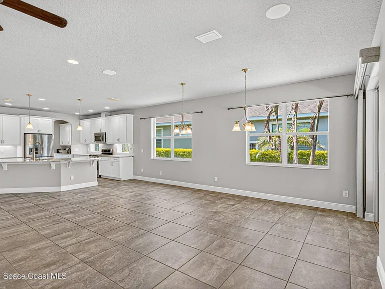 8019 Marquette Dr — Photo 20
