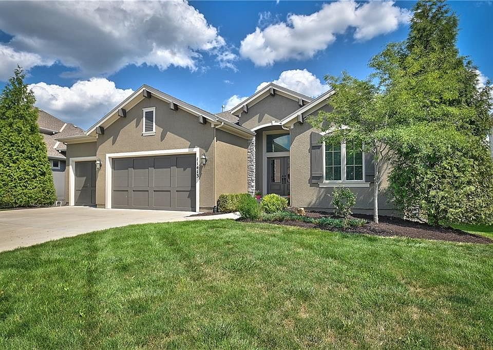 11413 W 152nd St, Overland Park, KS 66221 | Zillow