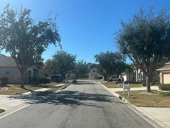 5th image of 8271 47th Street Cir E