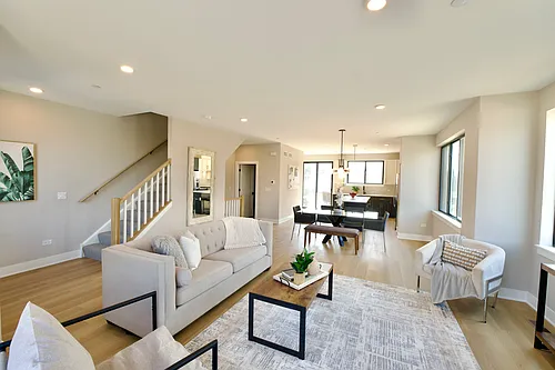185 Pointe Dr #185 Photo 1