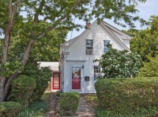 30 Hill St, Weymouth, MA 02189