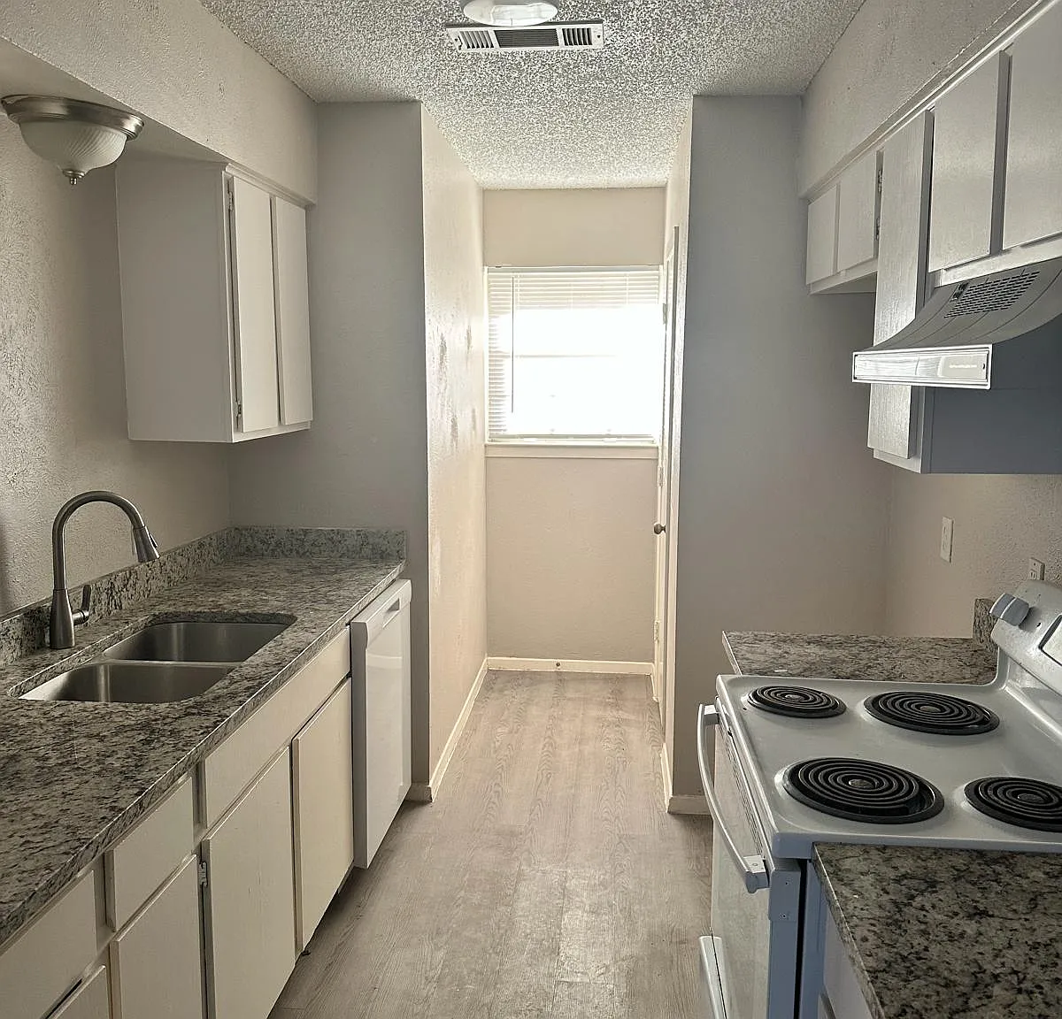 1211 Neptune Drive - 1 — Photo 1