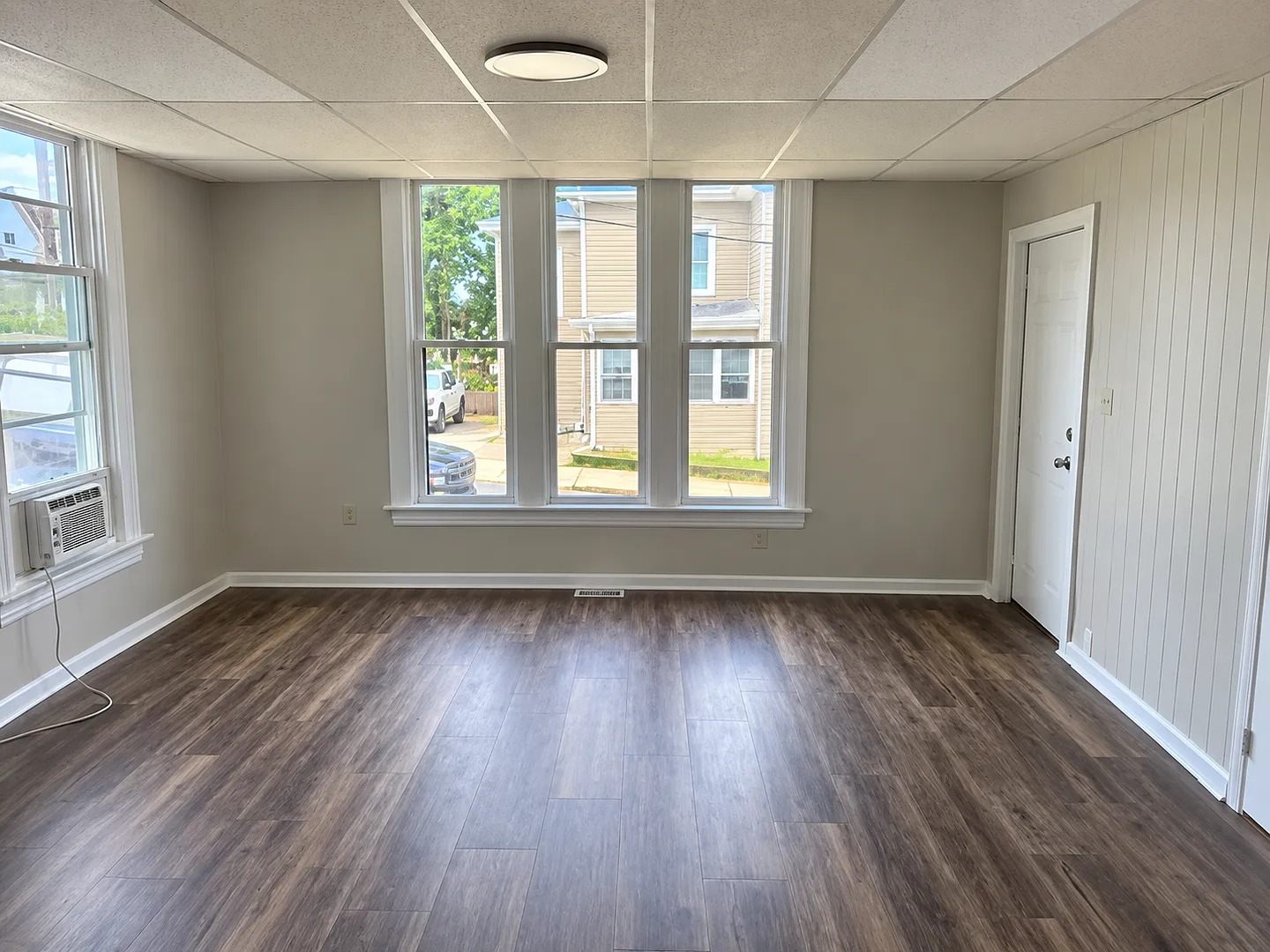 517 Walnut — Photo 4