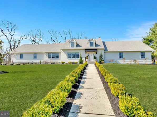 1807 Celeste Dr, Wall Township, NJ 07719