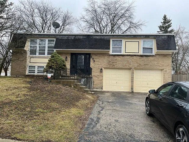 233 Charlestown Dr photo 1