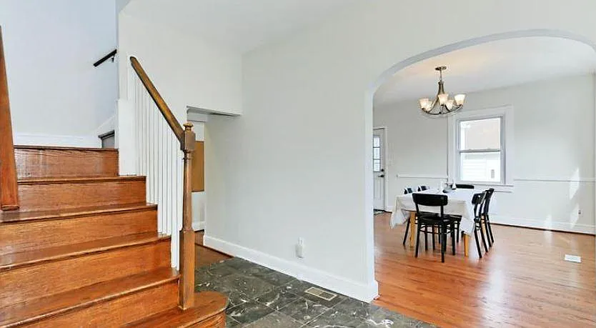 712 S Wakefield Street — Photo 3