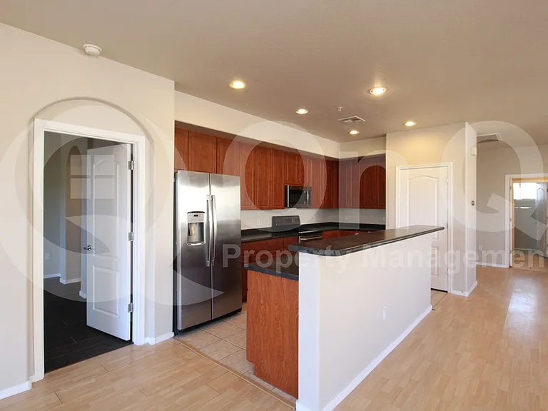 705 W Queen Creek Rd #2098 — Photo 3