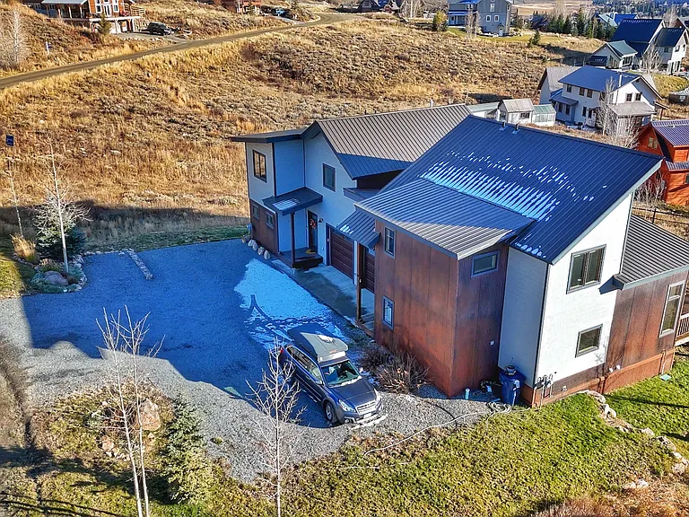 34 Huckeby Way — Photo 1