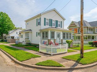206 NW Vine St, Atlanta, IL 61723