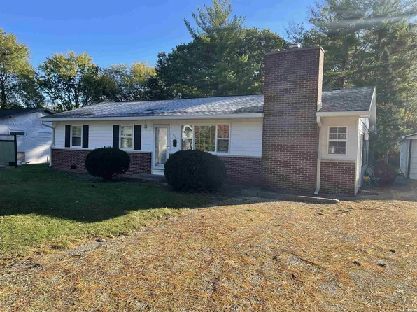 115 S Oak St, West Lebanon, IN 47991