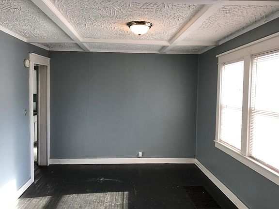Dining Rm