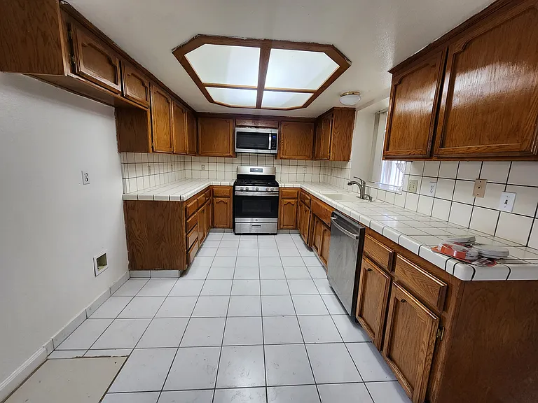 21251 Conklin Blvd — Photo 12