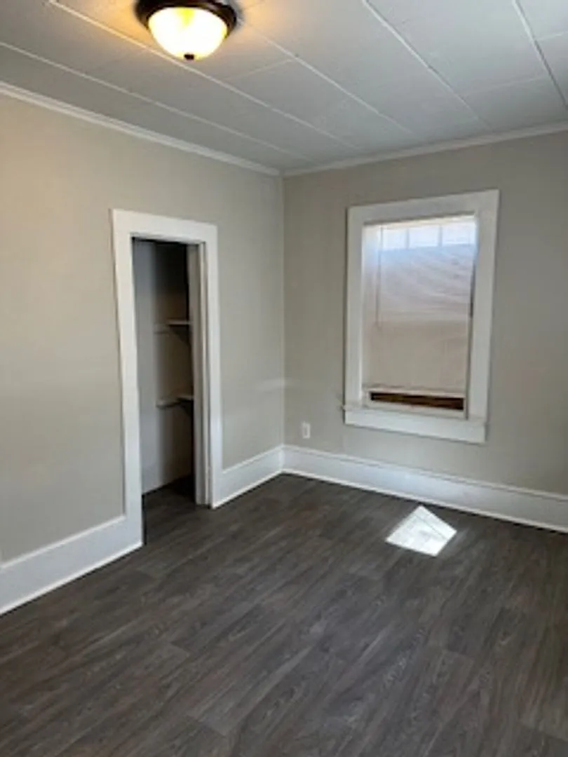 Completely renovated 3 bed/2 bath. — Photo 1