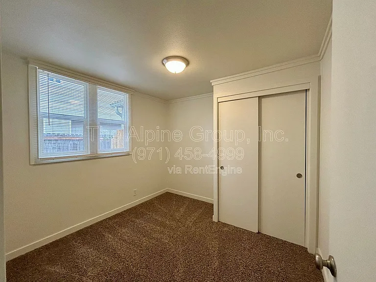 5821 SE Knapp St #4 — Photo 31