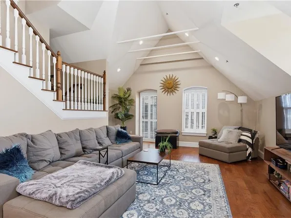 1000 Chapel View Blvd Unit 306, Cranston, RI 02920