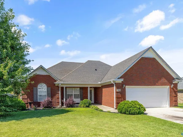 27683 Grant Dr, Elkmont, AL 35620