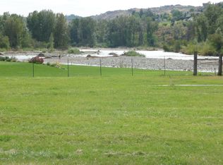 Nna McLaughlin Rd, Yakima, WA 98908