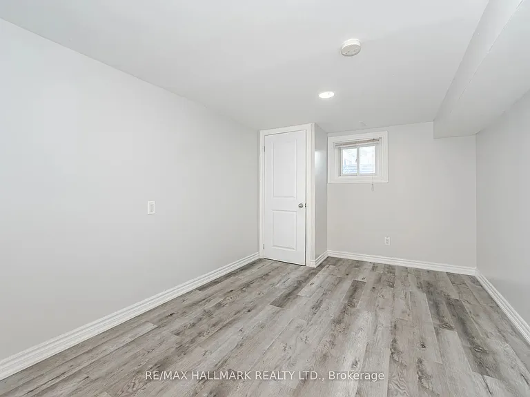 88 Bernick Dr — Photo 14
