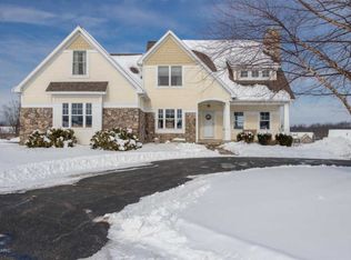 3215 Woodsview Hills Dr SE, Caledonia, MI