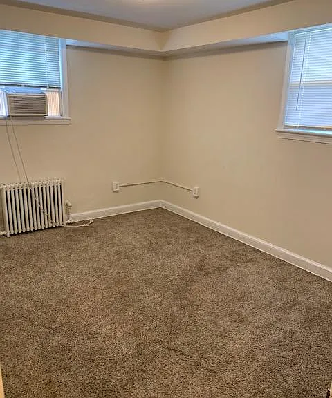 1359 Morris Rd SE — Photo 8