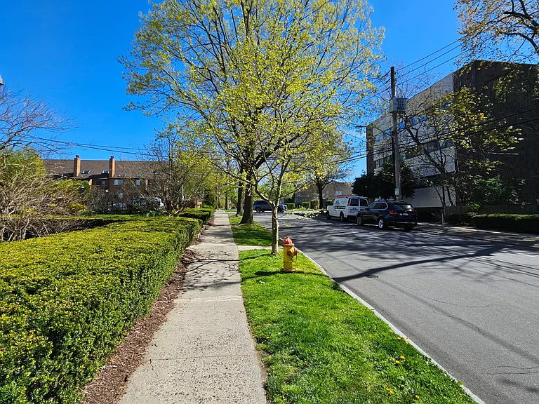 3 Greenridge Ave #D7 — Photo 3