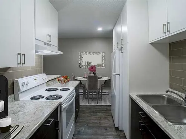 595 Dalgleish Dr, Kamloops, BC V2C 6E5