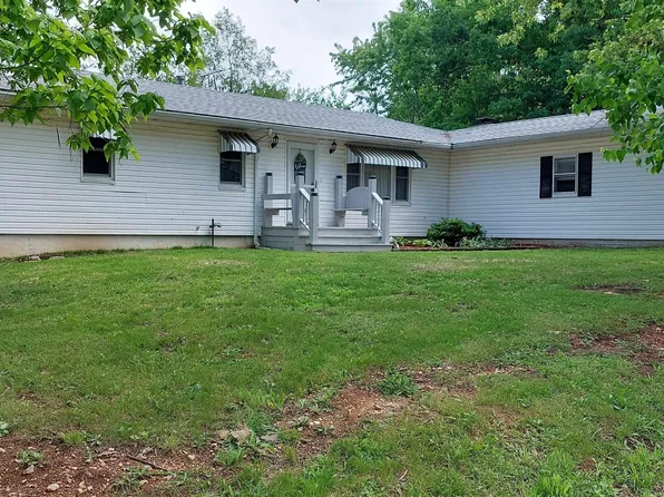 206 S Hill Dr, Stover, MO 65078